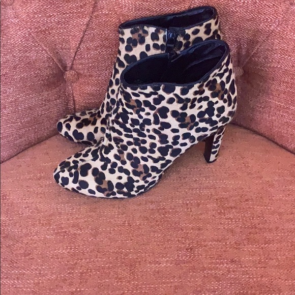 Nine West bootie - Picture 3 of 5